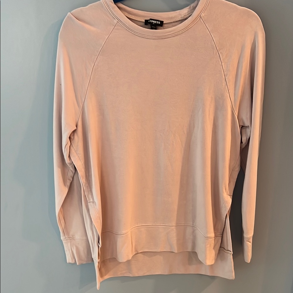EXPRESS XS oversized lightweight top